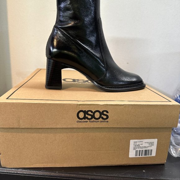 - ASOS DESIGN Rueben premium leather mid-heeled boots in black - Picture 2 of 2